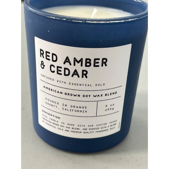 Leoben Company Red Amber & Cedar 9 Oz Scented Candle Vegan Soy Wax Blend - Picture 3 of 5